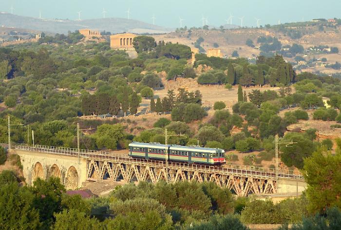 Tourism: the 'Temple Railway' restarts in Agrigento