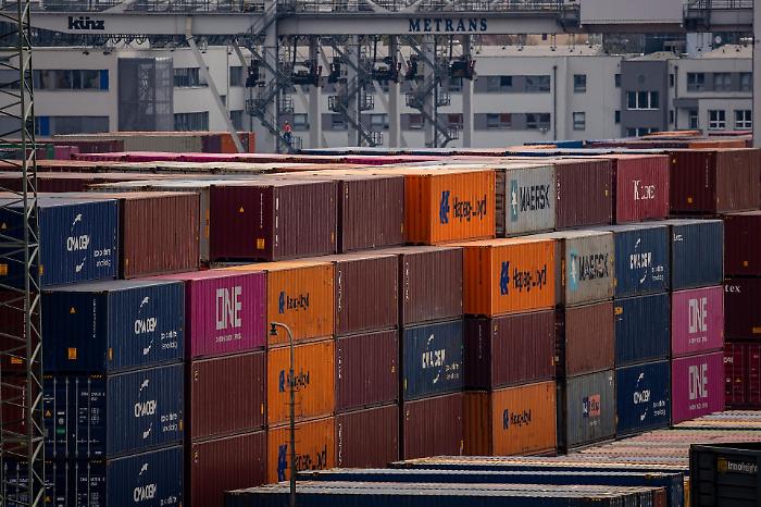 The new tariffs of Trump, chaos in the US: twenty democratic states file a lawsuit