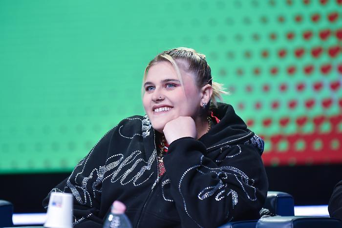 Social clashes for Big Mama attacked even by Vannacci: &laquo;Here&rsquo;s how things went&raquo;