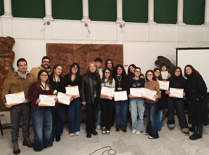 Modica, the former singer of Matia Bazar in town for a masterclass