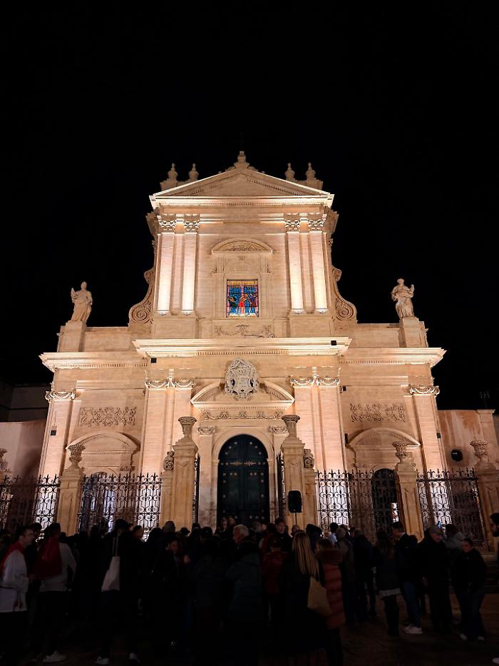 Ispica, new light for the Basilica of Santa Maria Maggiore