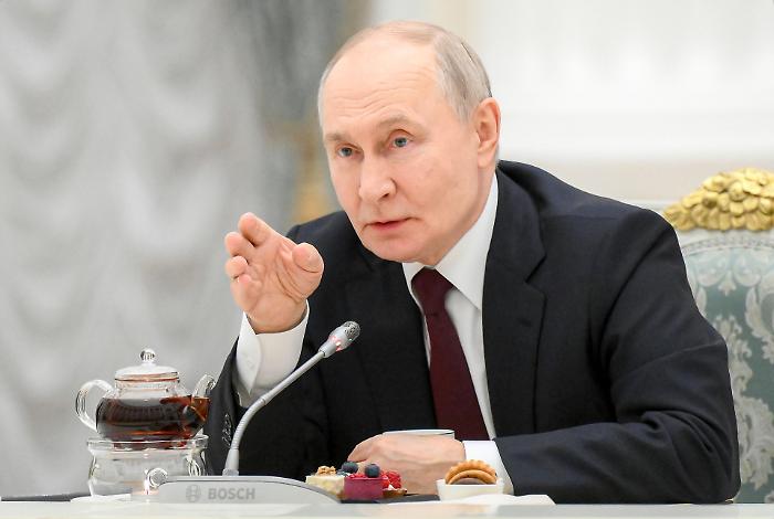 Putin tries to get out of the corner: 'Hormuz will not reopen soon, Russia ready to supply oil and gas to Europe'