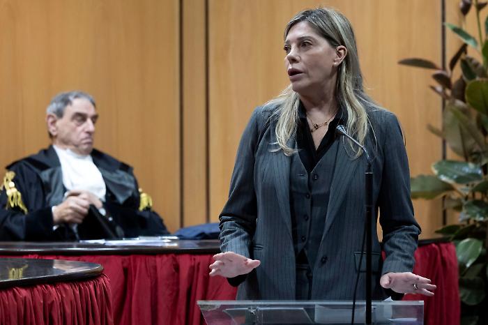 Storm on Giusi Bartolozzi: &laquo;Vote yes and we will get rid of the judiciary, judges are an execution squad, if the no wins I will flee Italy&raquo;