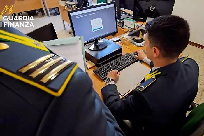 Entrepreneur from Adrano was the mastermind of a large diesel fraud: five under investigation and seizures for 235,000 euros