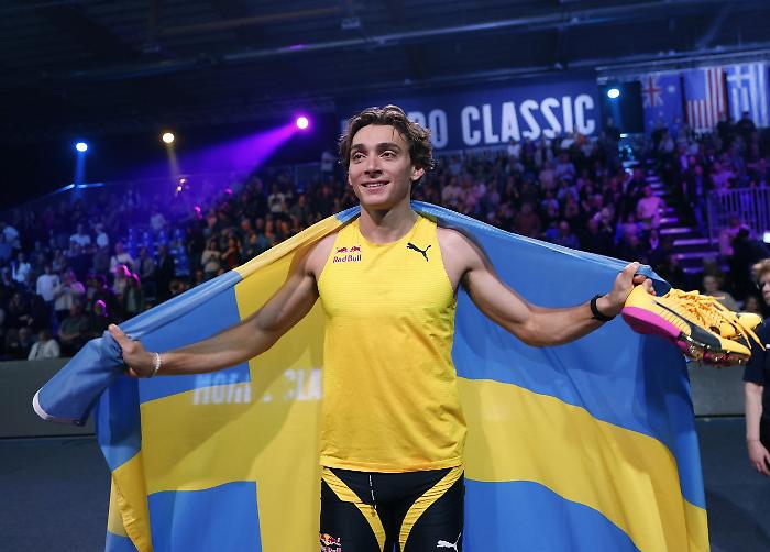 He did it again! Duplantis sets another world record with a stunning measurement.