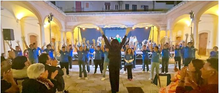 Comiso, "Student Connections" returns. Here are the news.