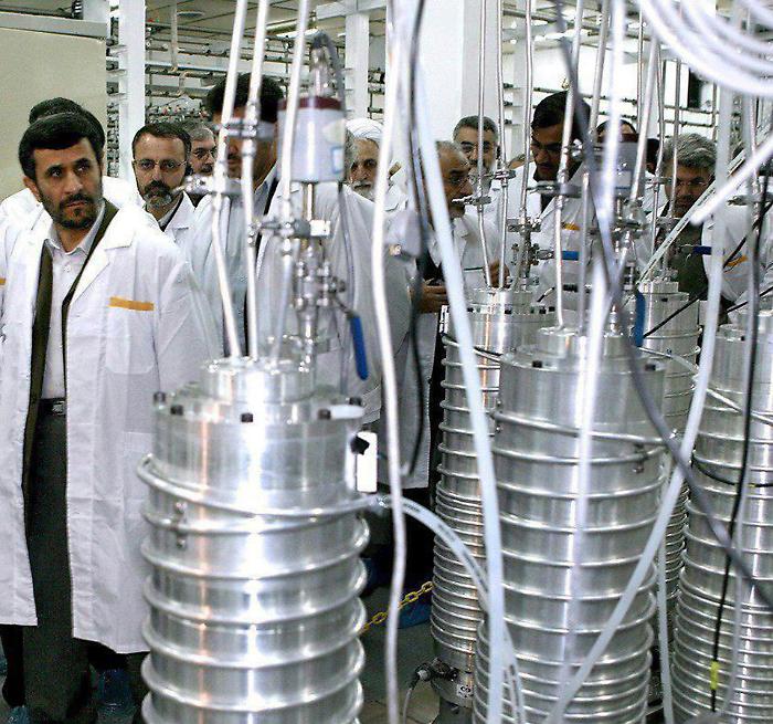 The U.S. and Israel are on the hunt for the 440 kilograms of uranium enriched to 60% from Iran: according to experts, this is enough to build at least 10 atomic bombs.