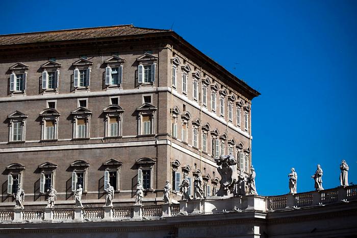 After twelve years, a Pope returns to the Apostolic Palace: Leo XIV has moved to the Third Loggia.