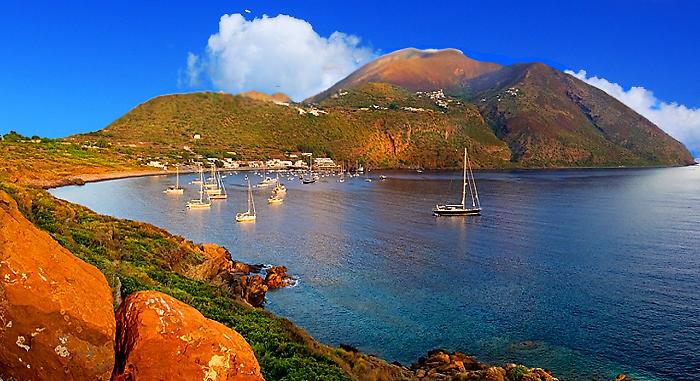 Desalination plant in Filicudi, protests continue, Italia Nostra demands clarifications